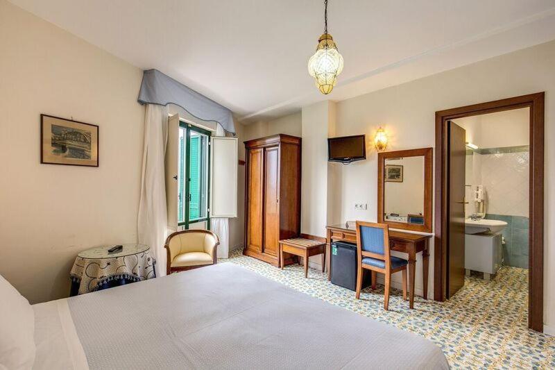 Hotel La Badia Sorrente Chambre photo